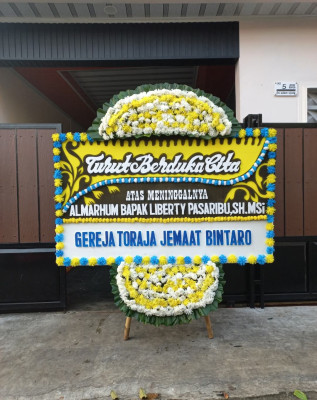 Papan Bunga Duka di Sentani Barat